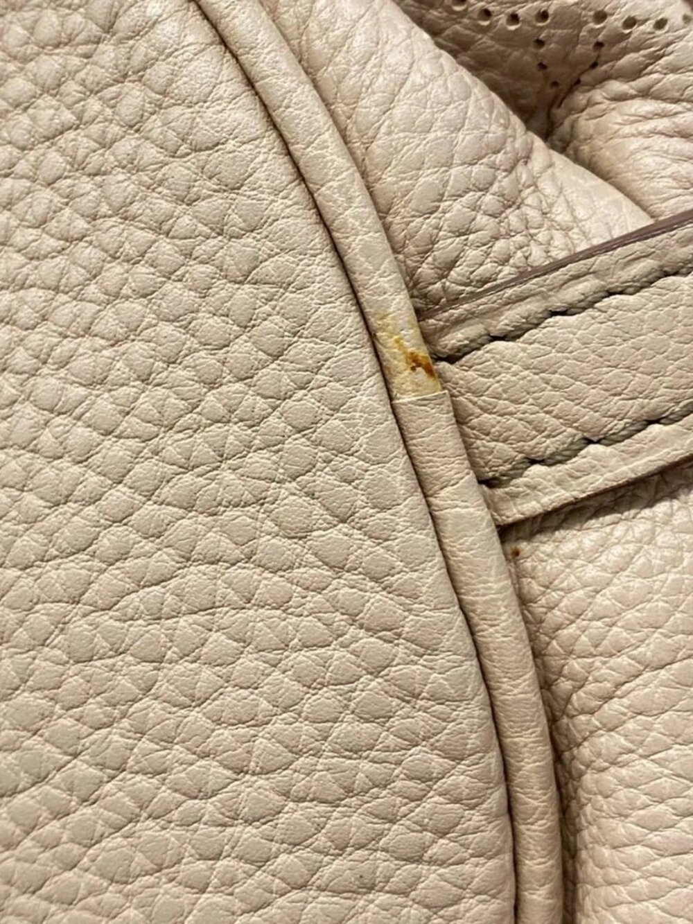 LOUIS VUITTON L M93979 Sable Mahina RC5111 Handbag - Picture 15 of 15